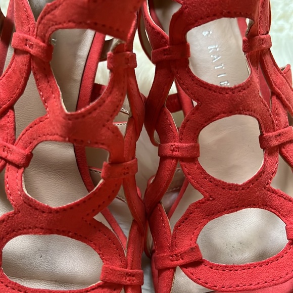 Kelly & Kate Zipper Back Red Cage Heels Sz 7.5 - Picture 9 of 16